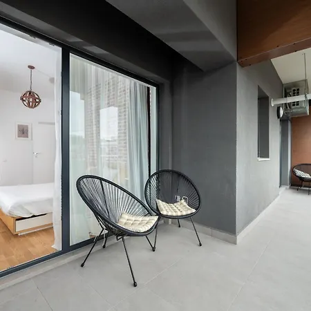 Bonjour Апартаменты