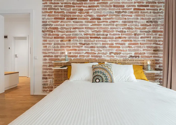 Bonjour Апартаменты Клуж-Напока